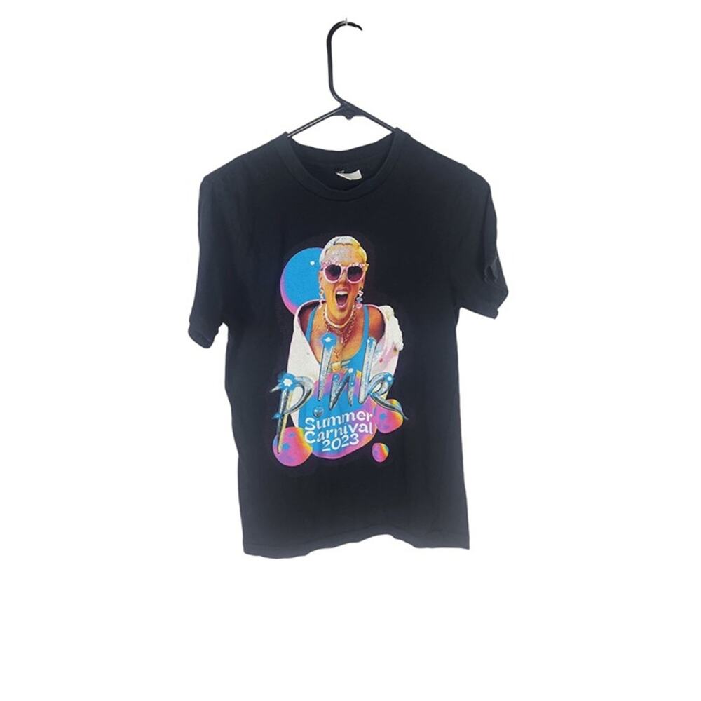 Pink 2023 Tour T women's small